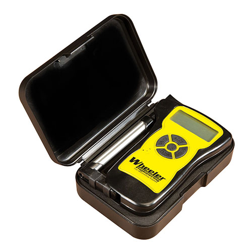 Wheelerin Professional Digital Trigger Gauge tarjoaa mukautuvan muotoilun, pehmeät painikkeet ja teräväpiirtoisen adapterin, joka sopii useimmille liipaisimille.