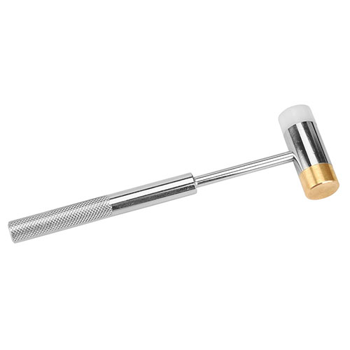 Wheelerin Nylon / Brass Hammer on täydellinen työkalu, jossa nylon-pinta ei vaurioita pintoja ja messinkipinta sopii pinien ja lyöntien ajamiseen.