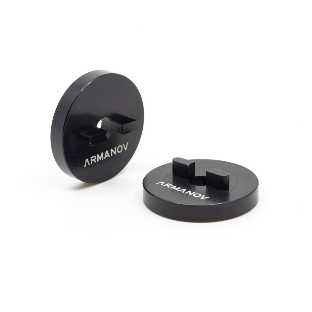 ARMANOV Drop-In Spacer Dillon Case Feeder nostaa syöttöpöytää 6,35 mm ilman purkamisia, mahdollistaen pidempien pistoolipatruunoiden käytön.