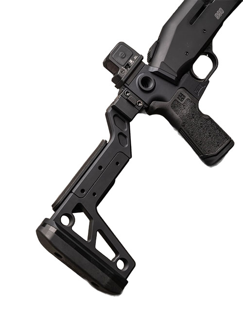 Mossberg 990 Folding Stock - Chisel tarjoaa erinomaisen mukautettavuuden ja kestävyyden, parantaen ampumakokemustasi ja tarkkuuttasi.