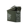 NATO Size 1 ammo can tarjoaa kestävän ja tiiviin säilytyksen, jossa on kumitiiviste, lukitusmekanismi ja taitettava kantokahva, täydellinen varastointiin.