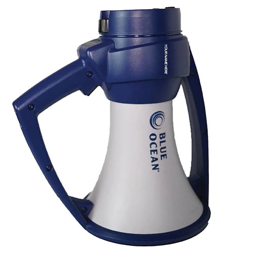 Blue Ocean Rugged Megaphone on kestävin ja säänkestävin bullhorn, joka kelluu vedessä ja kestää korroosiota, halkeilua ja vettä.