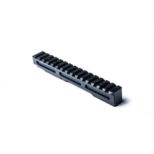 MDT:n ESS Scope Base Picatinny Rails help optiikan kiinnittämisessä, ovat kestäviä 6061-T6 alumiinia, 20 MOA kaltevuus ja yhteensopivat ESS alustan kanssa.