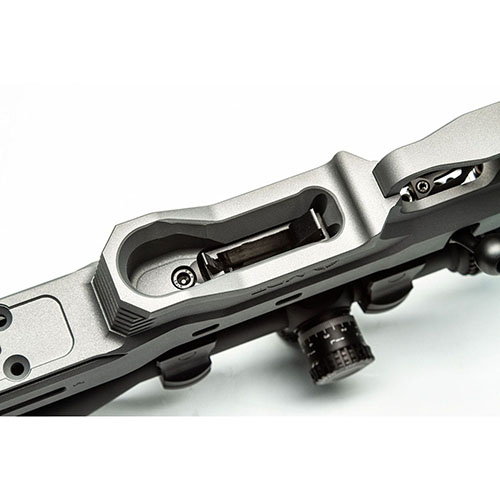 MDT Extended Magazine Latch ja Spacer Kit CZ 452 / 455 / 457 parantaa latausnopeutta ja käyttöä, tarjoten luotettavaa toimintaa rimfire-aseille.