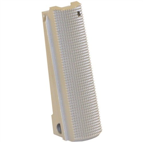 FLAT 1911 mainspring housing yhdistää tyylin ja toimivuuden, tarjoten erinomaisen otteen 25 lpi checkeringin avulla ilman teräviä reunoja.