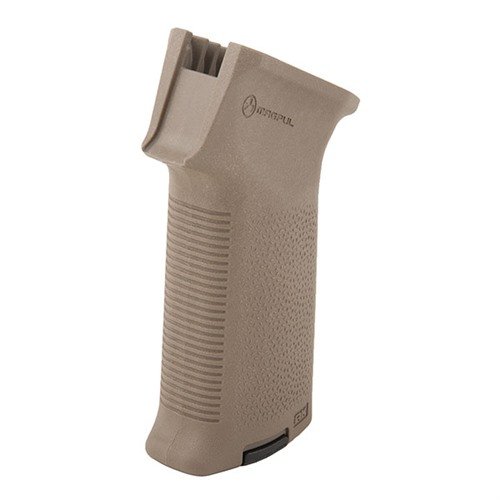 MOE AK Grip parantaa ergonomiaa ja aseenkäsittelyä aggressiivisella pinnalla. Yhteensopiva Magpul Grip Coresin kanssa ja sopii kaikille AK-tyypeille.
