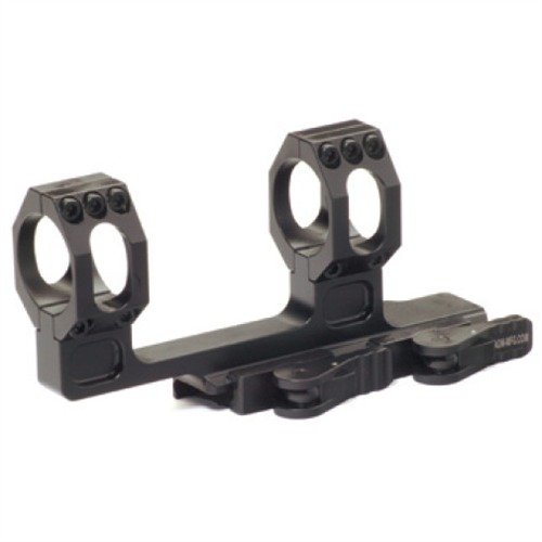 RECON H Quick Detach Scope Mount tarjoaa vankan ja nopean kiinnitysjärjestelmän, joka mahdollistaa optiikan helpon asennuksen AR-15:een.