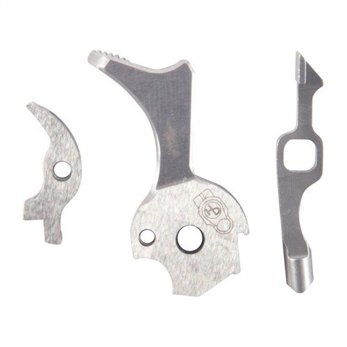 1911 RETRO HAMMER & IGNITION SET tarjoaa matalan profiilin, "bite free" -hammastapin, joka estää hampaiden puristuksen, ja sisältää huipputason searin ja irrottimen.