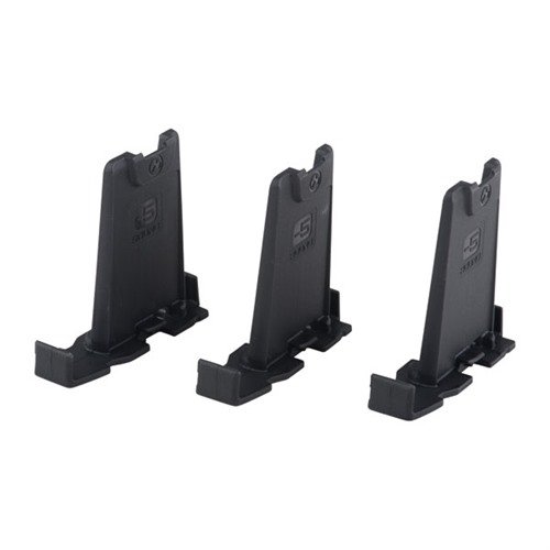 MAGPUL AR-15/M16 PMAG M3 -5RD LIMITER on helppo asennettava polymeerisisältö, joka vähentää kapasiteettia 5 patruunalla urheilu- tai metsästyskäyttöön.