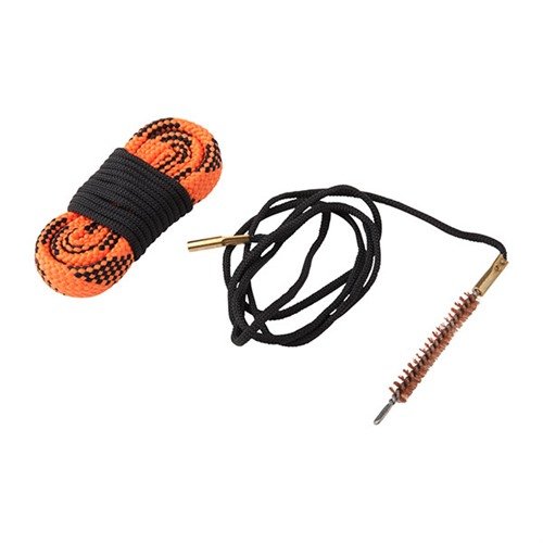 KNOCKOUT 2-PASS GUN ROPE CLEANER on nopea ja helppo puhdistusjärjestelmä, joka sisältää harjan, syöttölinjan ja pestävän viimeistelyköyden, saatavilla 12GA, 9MM ja 30CAL.