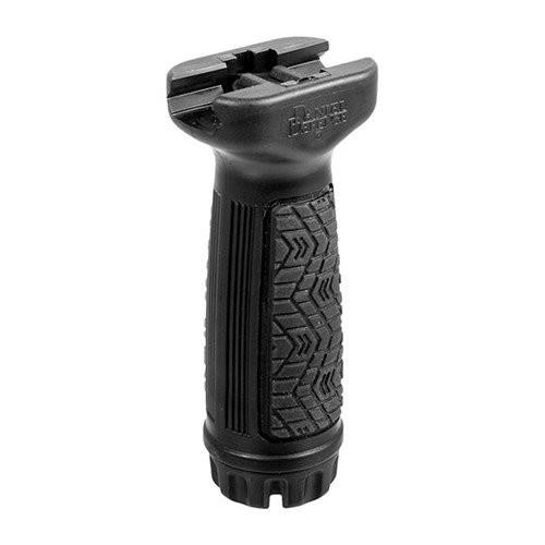Daniel Defense Vertical Foregrip tarjoaa pehmeän, ylivuotomateriaalista valmistetun otteen, parantaen pitoa ja mukavuutta. Sopii Picatinny-railille ja sisältää vedenkestävän säilytyksen.