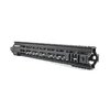 Geissele MK4 M-LOK™ on ultrakevyt ja modulaarinen rail, jossa on M1913 picatinny -osat ja maksimaalinen ilmanvaihto, säilyttäen samalla vahvuuden.