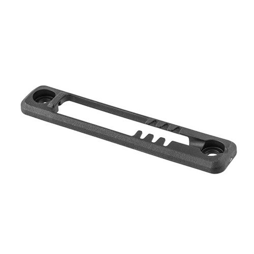 M-LOK Tape Switch Mounting Plate on suunniteltu Surefire ST -painiketta varten, kevyt ja kestävä, tarjoaa turvallisen kiinnityksen ja matalan profiilin.