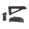 Päivitä Kalashnikovisi Magpul MOE AK -sarjalla, joka sisältää ergonomisen tukin, M-LOK-etuosan ja parannetun kädensijan, joka tarjoaa erinomaisen hallinnan.