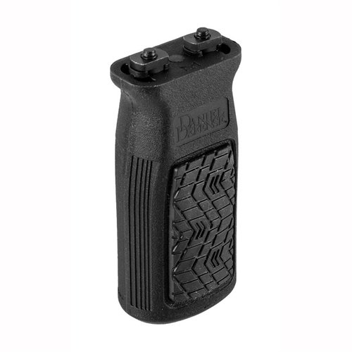 Daniel Defensein M-LOK Vertical Grip tarjoaa mukautuvan, kumipinnoitteen, joka takaa erinomaisen pidon kaikissa sääolosuhteissa. Yhteensopiva M-LOK-rautojen kanssa.