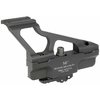 Midwest Industries AKG2 Side Mount on kestävä alumiinirakenne, joka mahdollistaa optiikoiden turvallisen kiinnittämisen AK-47:ään ja säilyttää nollapisteen haastavissakin olosuhteissa.