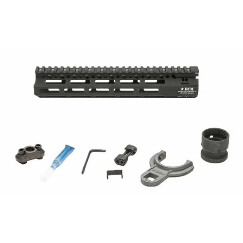 BCM MCMR M-LOK® käsikahva tarjoaa kevyen, kestävä alumiinirakenteen, täyspitkän Picatinny-railin ja useita M-LOK® kiinnityspisteitä lisävarusteille.