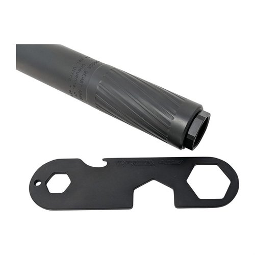 AREA 419 Hellfire Wrench on kestävä työkalu, joka mahdollistaa suppressor mountien helpon asennuksen, sekä pulloavaajan kätevänä lisäominaisuutena.