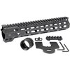 Midwest Industries Combat M-LOK Rail Handguard tarjoaa täydellisen räätälöinnin AR-15:lle, jossa on seitsemän M-LOK-pistettä ja jatkuva Picatinny-rauta.