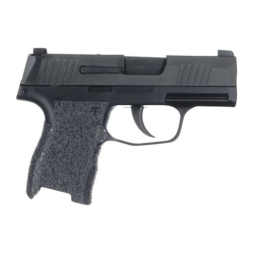 TALON Grips Sig Sauer P365: täydellinen peitto sivupaneeleille, peukalotukialueelle, liipaisimen suojan alle ja takapintaan, parantaen pitoa ja hallintaa.