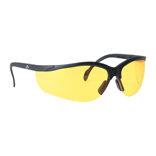 Walkers Sport Shooting Glasses tarjoavat erinomaisen ilmanvaihdon, estävät huurtumisen, ovat iskunkestävää polykarbonaattia ja niissä on säädettävä istuvuus.