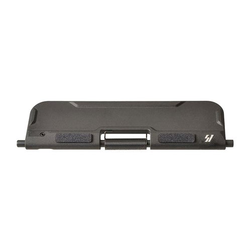AR-15 Billet Ultimate Dust Cover 223 tarjoaa nopean irrotusmekanismin, säädettävän detentti ruuvin ja lähes 100% hiljaisen aktivoinnin. Kestävä alumiinirakenne.