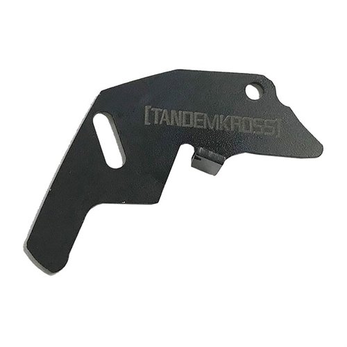 TANDEMKROSSin "Guardian" Bolt Release Plate mahdollistaa helposti ja automaattisesti 10/22®-kiväärin lukon vapauttamisen yhdellä kädellä.