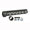 .308 Combat Rail M-LOK - kestävä ja monipuolinen käsikahva DPMS-yhteensopiville kiväreille, valmistettu 6061 alumiinista ja varustettu M-LOK-raiteilla.