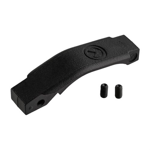 MOE Enhanced Trigger Guard on helppo asentaa ilman erikoistyökaluja, ergonominen muotoilu, suurempi koko käsineiden käyttöön ja täyttää standardin suojuksen aukon.