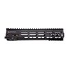 Geissele MK4 M-LOK™ on ultra-kevyt ja modulaarinen rail, jossa integroitu M1913 picatinny ja maksimaalinen ilmanvaihto, mikä vähentää painoa ja säilyttää jäykkyyden.