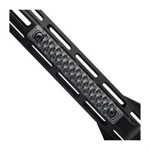 VZ Hydra Rail Panels tarjoavat erinomaisen otteen ja ainutlaatuisen aaltoisen pinnan, joka parantaa tarkkuutta. Sopii 3 M-LOK-slotille. Leveys 15,35 mm, pituus 120 mm.