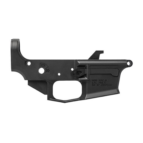 EPC-9 Lower Receiver yhdistää tyylikkään muotoilun ja käytännölliset ominaisuudet, kuten flared magazine wellin ja integroitu suurennettua liipaisinsuojaa.