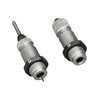 RCBS:n FULL LENGTH DIE SET 8MM-06 sisältää täydellisen koon säätö- ja istutusvälineen, joka takaa tarkkuuden ja luotettavuuden patruunoiden latauksessa.