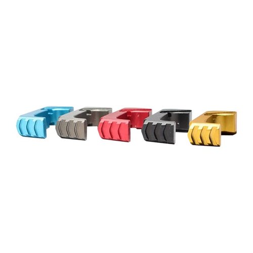 Tyrant CNC:n GLOCK® 43X/48 Extended Mag Release tarjoaa erinomaisen otteen, helpon asennuksen ja kestävän alumiinirakenteen, joka parantaa toimivuutta.