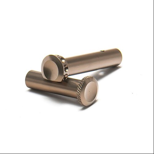 Battle Arms Developmentin Enhanced Pivot & Takedown Pins tarjoavat parannellut otteet, matalan profiilin ja yhteensopivuuden AR15/M16/M4-aseiden kanssa.