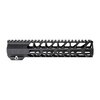 WORKHORSE® M-LOK® käsikahva on kevyt ja kapea vaihtoehto MIL-SPEC karbiineille, tarjoten monipuoliset kiinnitysmahdollisuudet ja alumiinirakenteen.