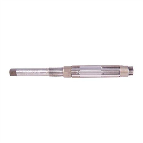 ANGLE BLADE EXPANDING CHOKE REAMER "E" on täysin säädettävä ja mahdollistaa tarkan, siistin leikkauksen 10 ja 12 kaliiperin haulikoille.