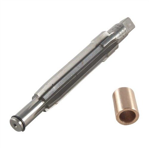 CLYMERin SHOTGUN CHAMBERING REAMERS, valmistettu M-7 High-Speed Steelistä, tarjoaa tarkkuutta ja kestävyyttä ammattilaiselle. Täydellinen työkalu haulikkokammioiden muotoiluun.