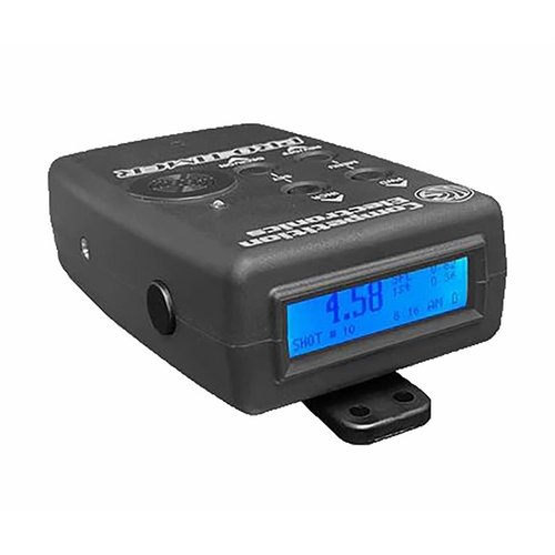 PROTIMER tarjoaa 50 laukauksen muistin, osumapisteiden laskennan ja säädettävän äänen. Kirkas LCD-näyttö ja 20+ tuntia käyttöaikaa yhdellä paristolla.