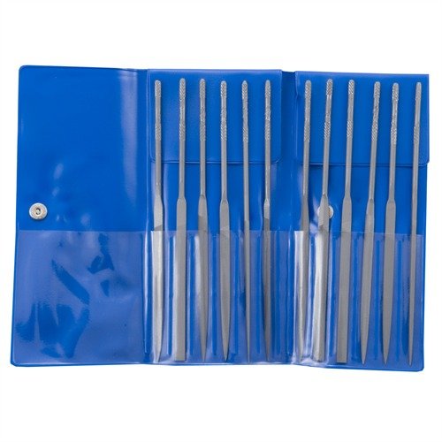 FRIEDR. DICK GMBH:n Professional Gunsmith Needle File Set sisältää 12 tarkkaa neulafilettä, joissa on liukumaton knurled-kahva ja kestävä säilytyspussi.