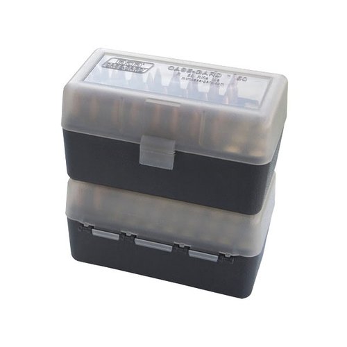 Ammo Box 50rd Flip-Top 223 204 Ruger 6x47 Clear/Smoke tarjoaa erinomaisen suojan patruunoille, helpon pääsyn ja kestävän rakenteen ampumatarvikkeillesi.