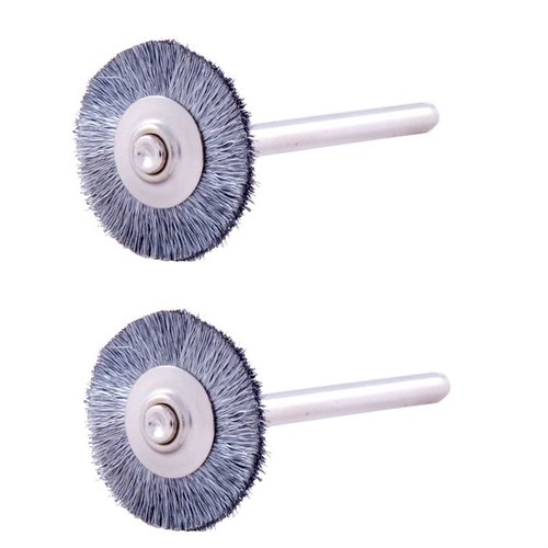 DREMELin #428 WIRE BRUSH - pienet ja monipuoliset teräsharjat ruosteen, korroosion poistamiseen ja metallipintojen kiillotukseen. 1⁄8" (3.2m) varret.