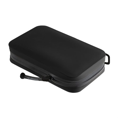 DAKA Utility Organizer on kestävä ja säänkestävä säilytyskotelo, jossa on useita taskuja työkaluja, ensiaputarvikkeita ja elektroniikkaa varten.