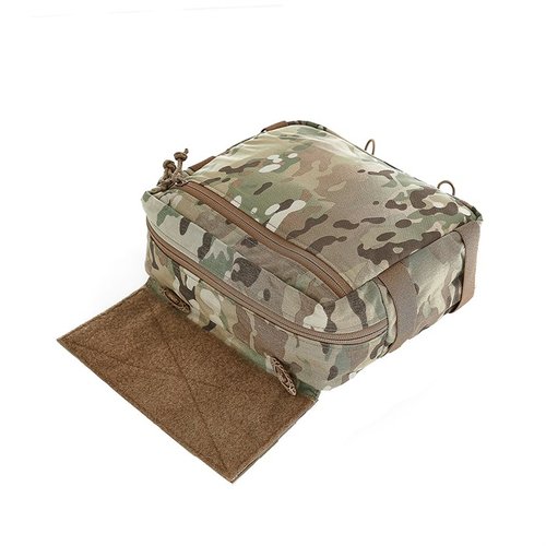 Spiritus Systems Lunchbox Pouch Mk2 on monipuolinen breaching-pussi, joka tarjoaa helpon pääsyn räjähteisiin ja varusteisiin LV/119 Plate Carrierissa.