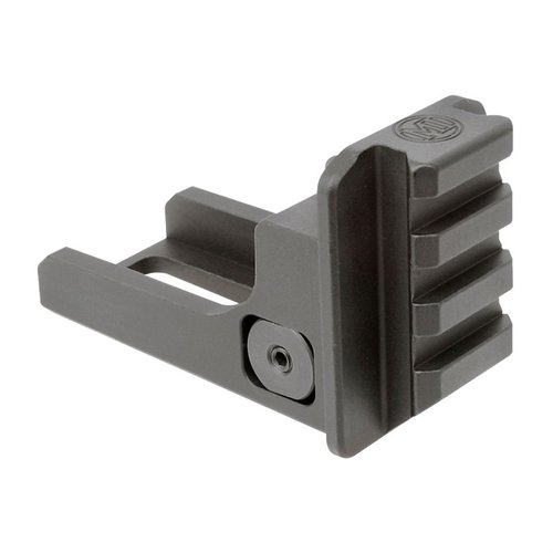 AK Picatinny End Plate Adaptor mahdollistaa 1913-tyylisten tukien käytön, helppo asennus alle 15 minuutissa, ja se on 100% valmistettu USA:ssa.