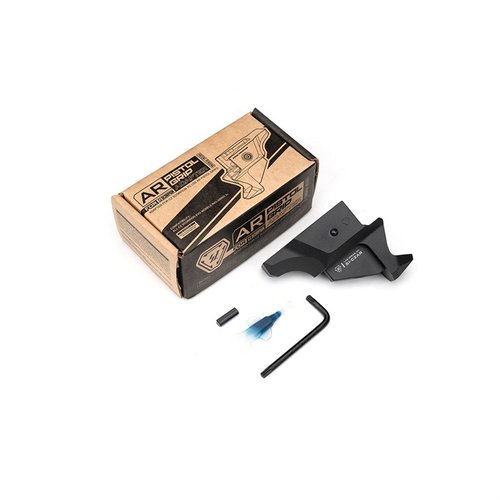 Strike Industriesin AR Pistol Grip Adapter CZ Scorpionille mahdollistaa AR-tyylisen pistoolikahvan käytön, parantaa ergonomiaa ja on kevyt 6061-T6 alumiinia.