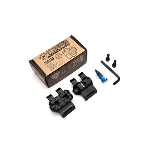 Strike Shotgun Barrel Clamp 12-Gauge lisää tukevuutta, tarjoaa Picatinny-raudan lisävarusteille ja 360° QD-liitännän, helppo asentaa.