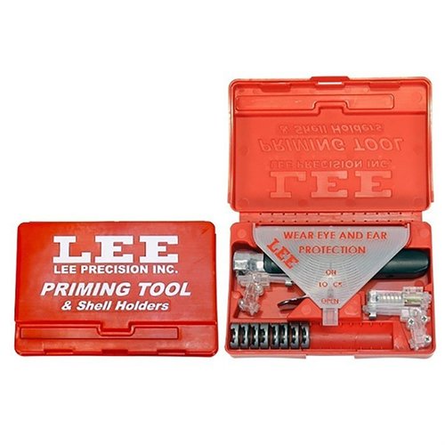 AUTO PRIMING TOOL KIT, LEE PRECISION tarjoaa kätevän säilytysratkaisun, joka sisältää pienet ja suuret priming-kokoonpanot sekä 8 yleisintä shell holderia.