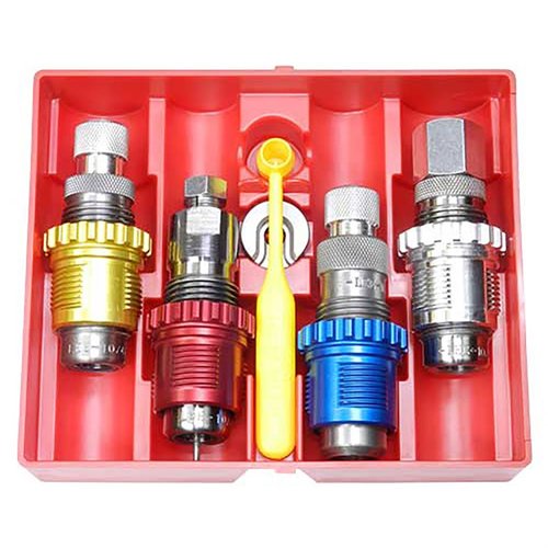 Lee Handgun Breech Lock Carbide 4-Diesetti sisältää Carbide Full Length Sizing Die, Bullet Seating Die, Powder Thru Expanding Die ja Factory Crimp Dies.