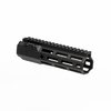 Aero Precision MOD 4 Handguard yhdistää kestävän 6061-T6 alumiinirakenteen ergonomiaan, 7-sivuisen M-LOK™ liitännän ja teräksiset QD-reiät.